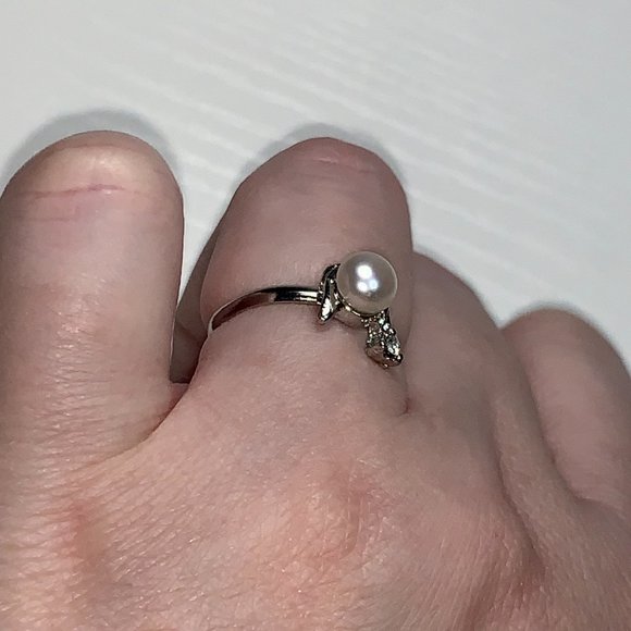 Faux Pearl and CZ SLP ring, size 7, Sizeable - Picture 10 of 12